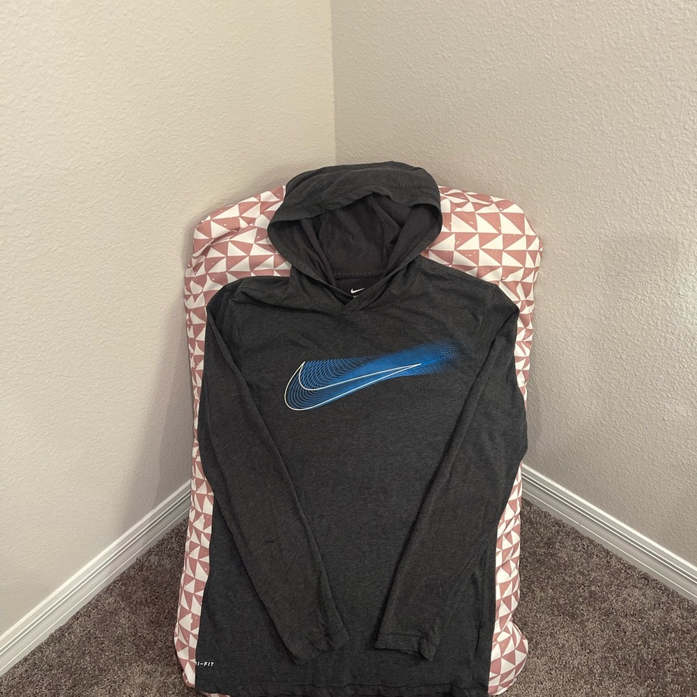 Men’s Nike Dri-fit long sleeve
